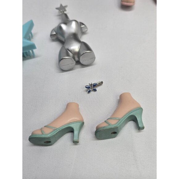 MGA Bratz 2003 Formal Funk Dana Fashion Doll - Picture 5 of 16